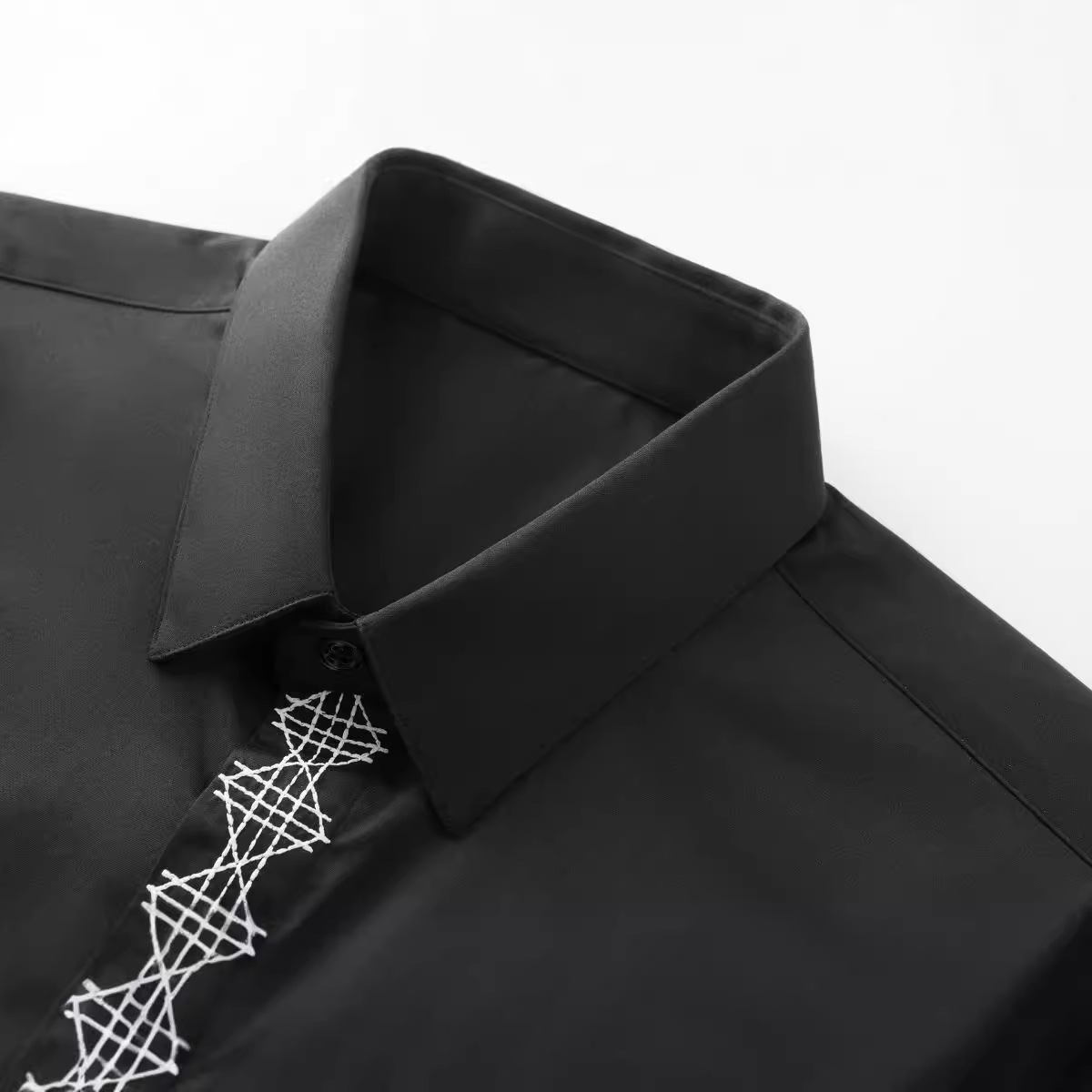 Sonbahar ve kış yeni ürün: ön  - Embroidery On Black Shirt incelemesi ve fiyatı