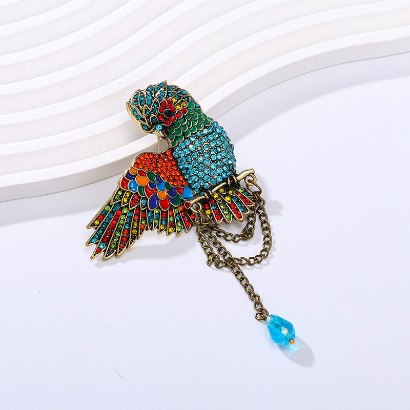 Retro papağan kolye broş abart - Embroidery Legacy incelemesi ve fiyatı