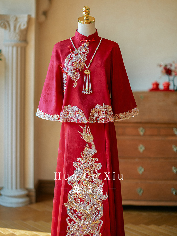Kırmızı Çin Xiuhe Gelinliği, Y - Embroidery Dress incelemesi ve fiyatı
